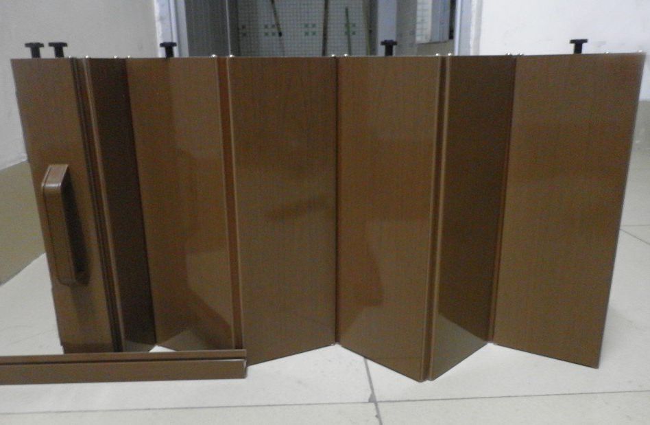 Folding Door – PVC – Plastic