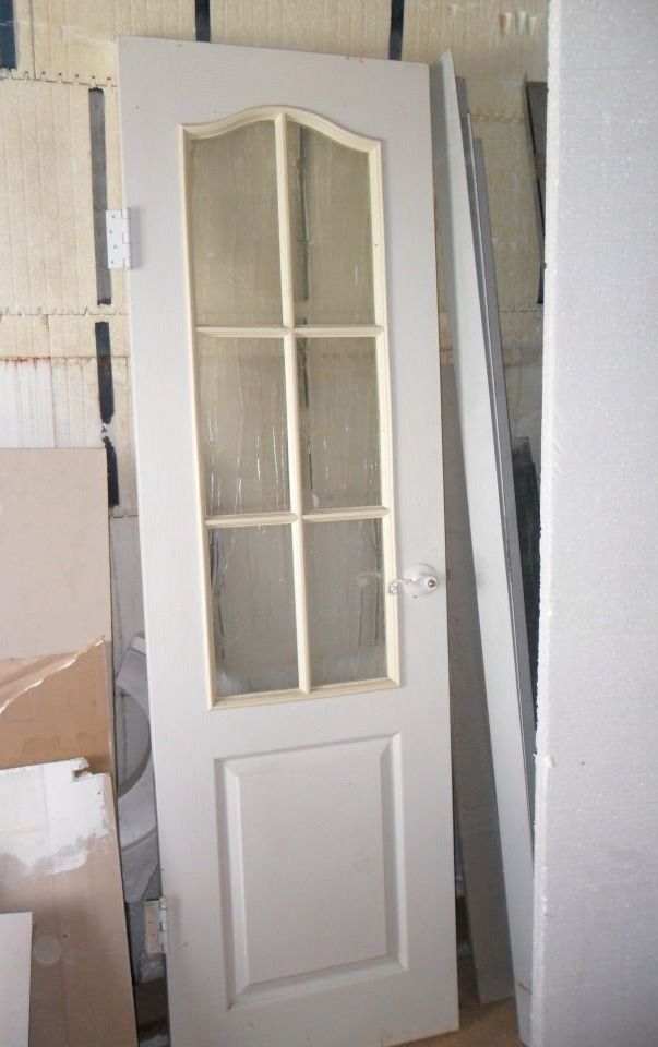 Internal masonite door with glass