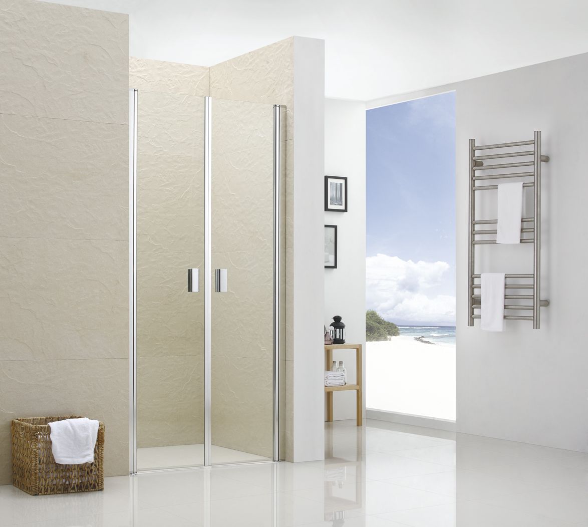 Glass shower doors