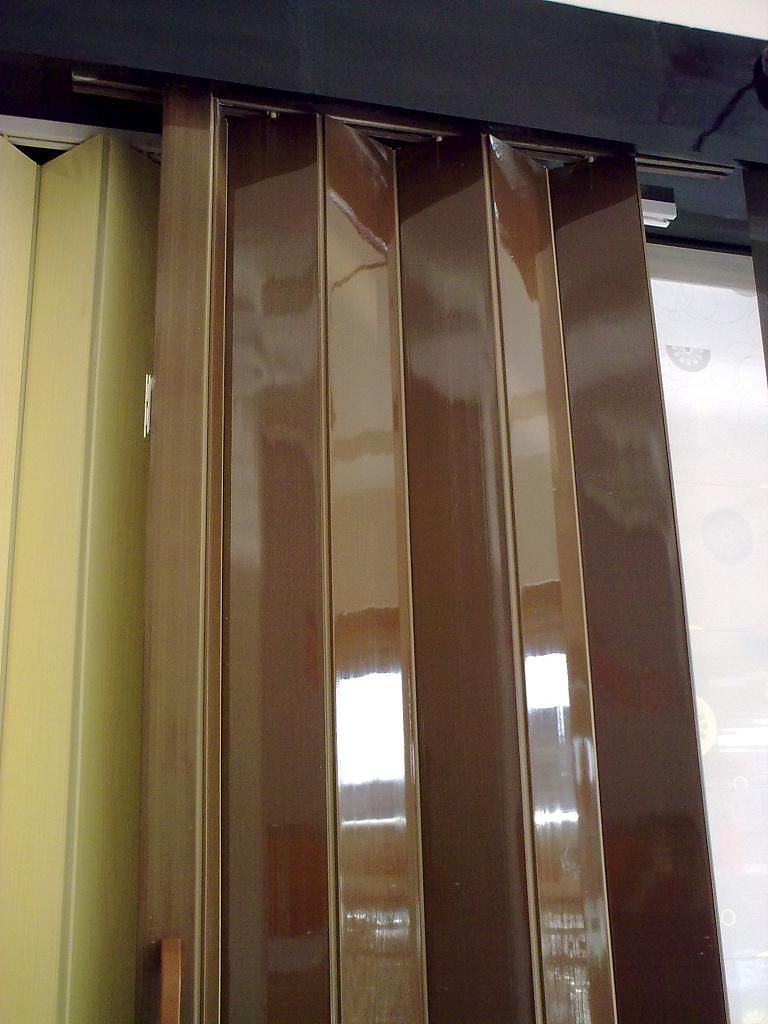 Glossy pvc folding door