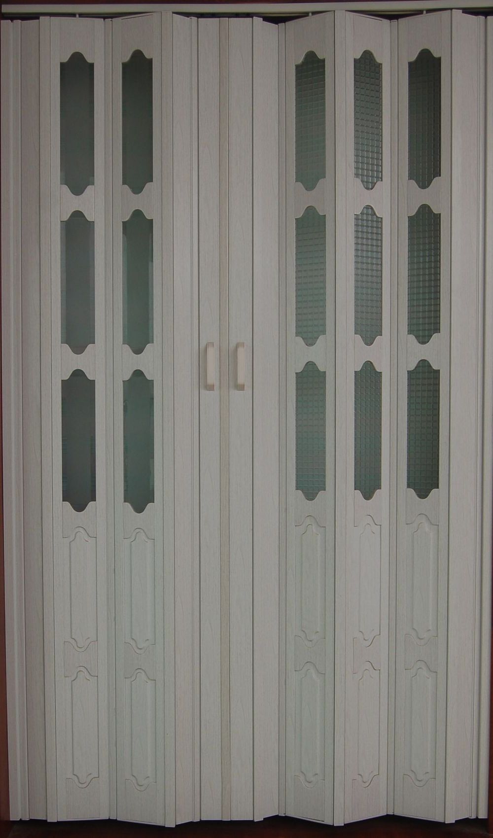 Modern plastic folding doors