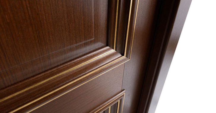 Veneered doors 728x381 - Methods of decorative finishing of interior doors