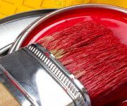 Red alkyd paint for doors