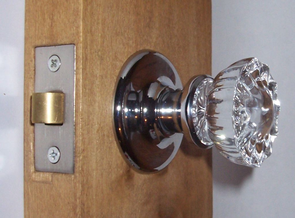 glass door knobs