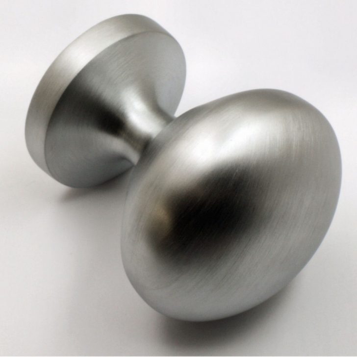 Satin chrome door knobs 728x728 - Chrome Door Knobs Guide