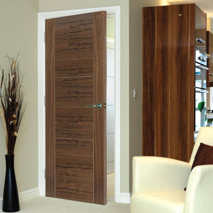 Oak veneer fire doors 728x728 - What You Need to Know about Oak Fire Doors 