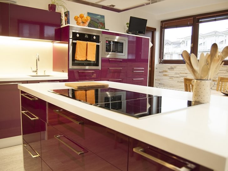 A kitchen of a bright eggplant color 728x546 - High-Tech Kitchen