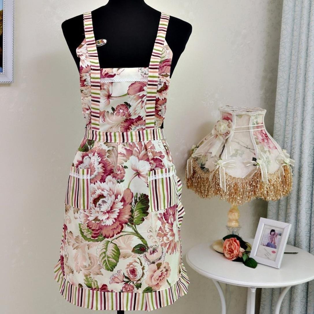 Aprons for country style kitchen.