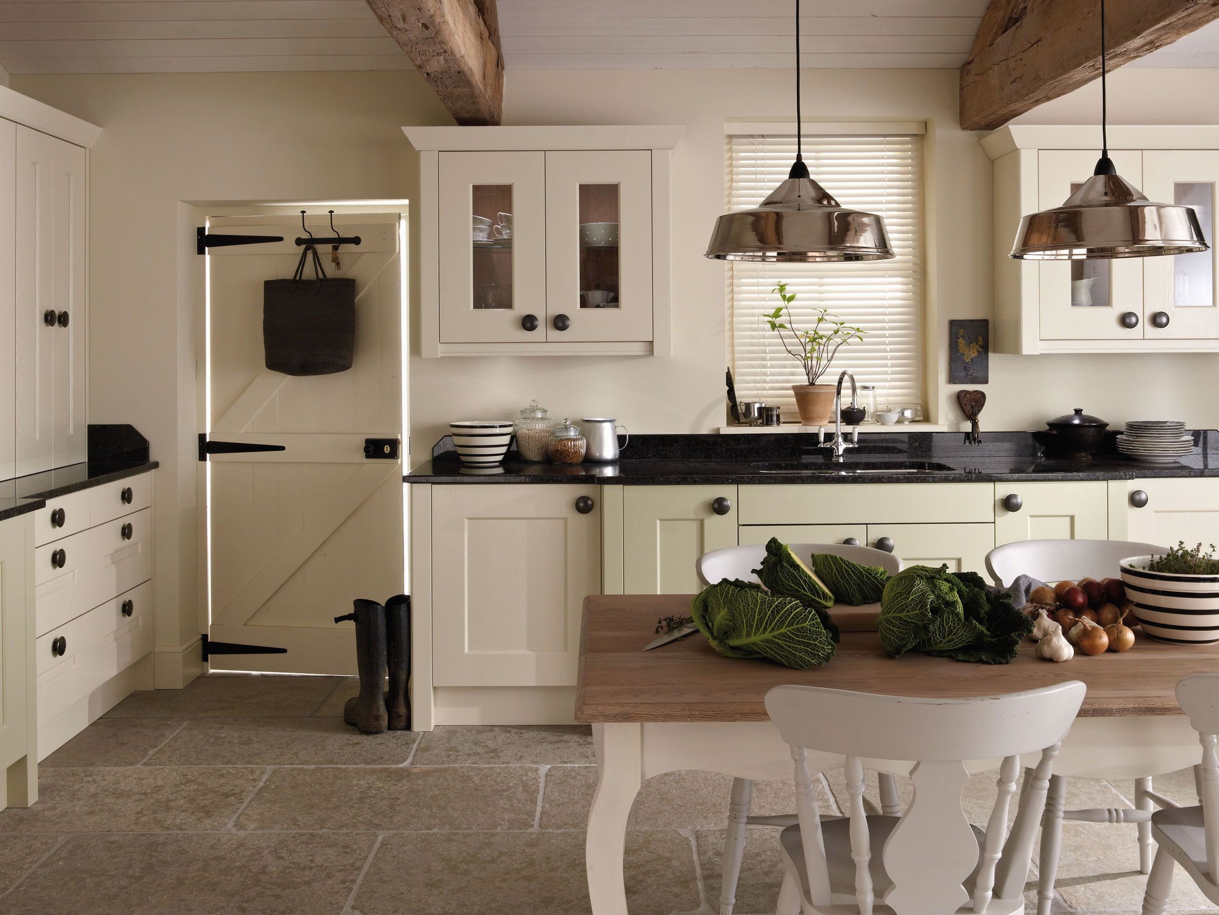 Floor made of natural stone in the kitchen