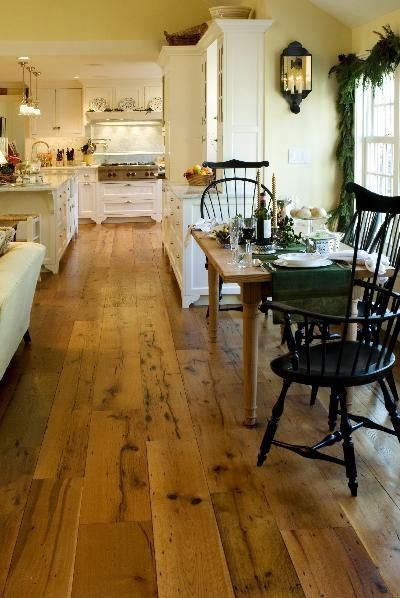 Wooden floor in the kitchen country style