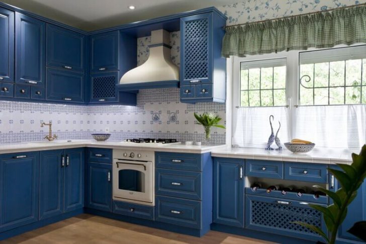 Blue Kitchen 728x485 - Provence Style Kitchens – 100 ideas for interior