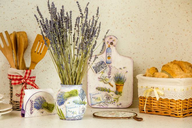 Provence Kitchen Accessories 2 - Provence Style Kitchens – 100 ideas for interior