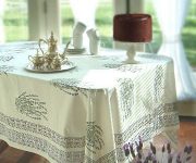White tablecloth Provence Kitchen 180x150 - Provence Style Kitchens – 100 ideas for interior
