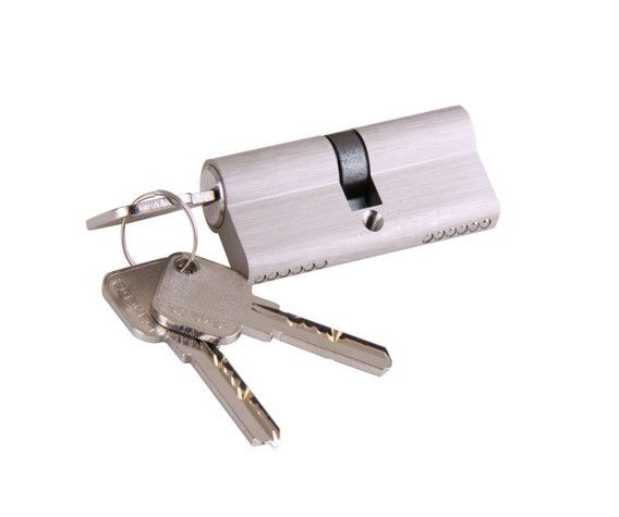 Double cylinder door locks